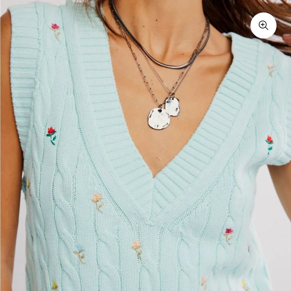 FREE PEOPLE PLUMERIA FLORAL VEST BLUE GLASS Cable Knit Sweater Sz S NEW